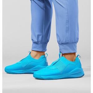 NEW Clove Limited Edition Solo Electric Blue Sneaker Sz 5 Healthcare Nursing
